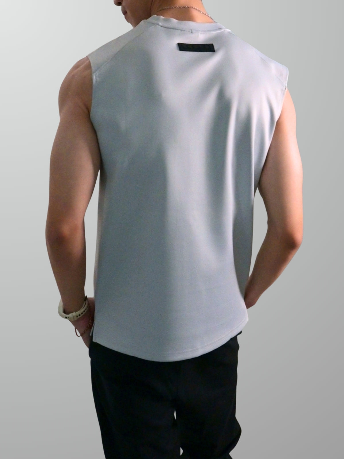 Nimbus Regular Arc Vest | Cloud