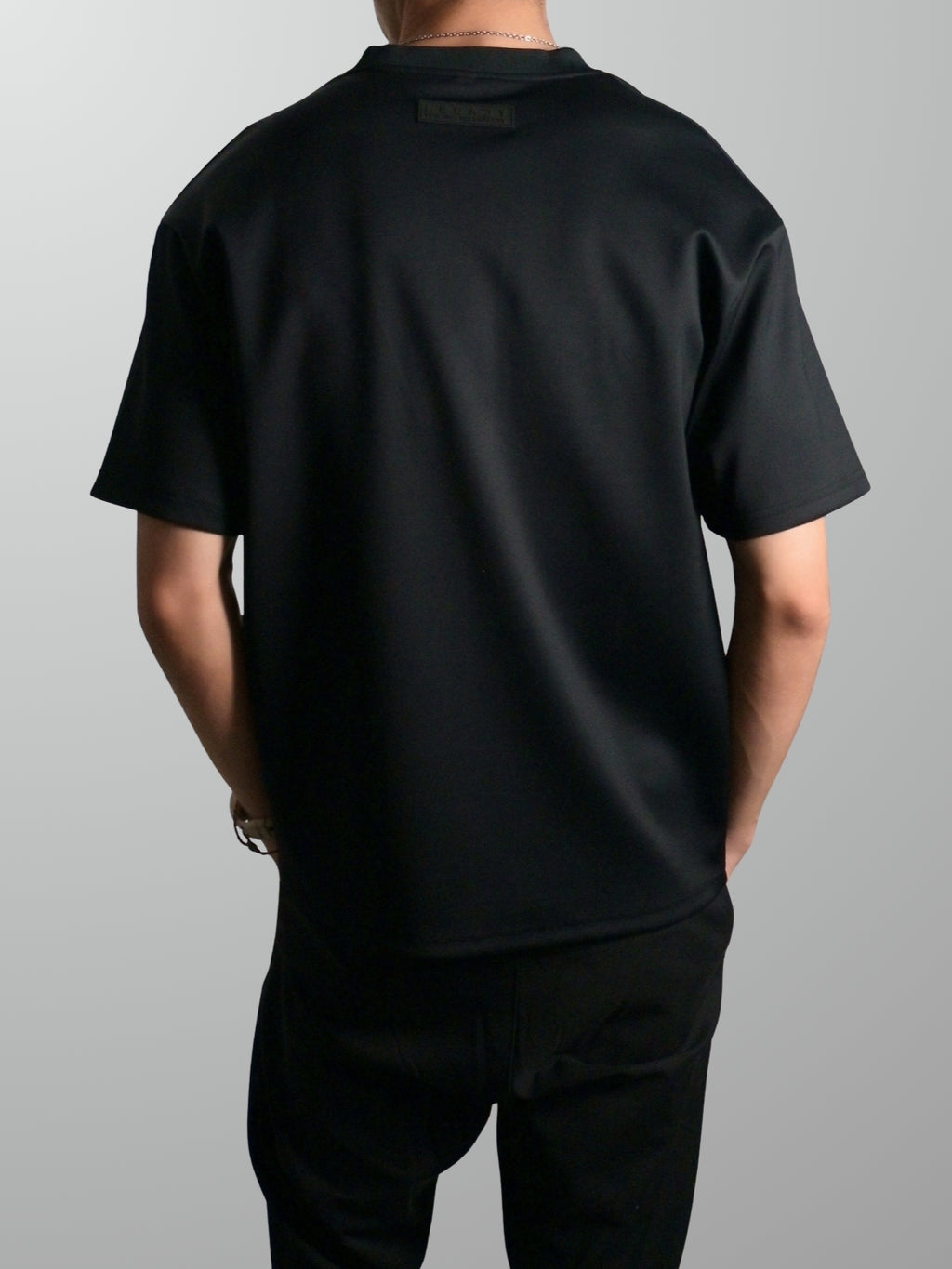 Nimbus Oversized V-Neck Shirt | Black