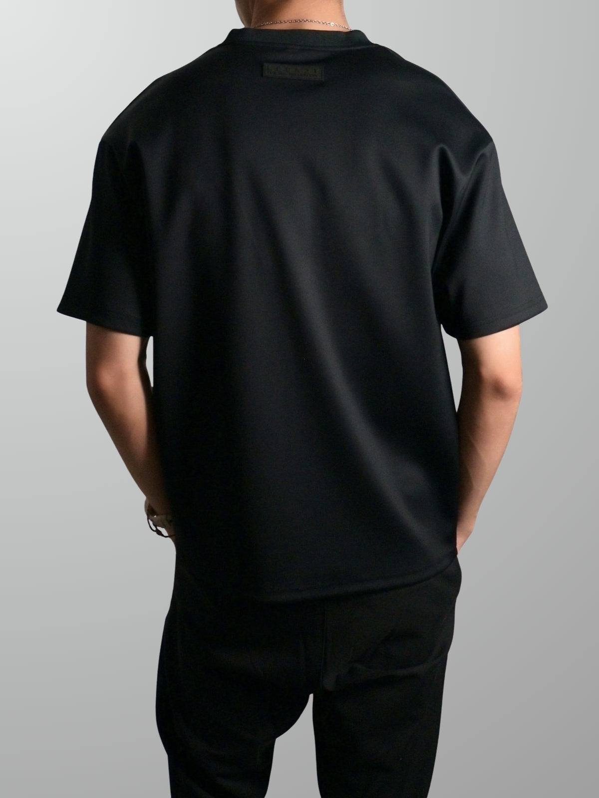 Nimbus Oversized V-Neck Shirt | Black