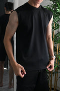 Nimbus Regular Arc Vest | Black