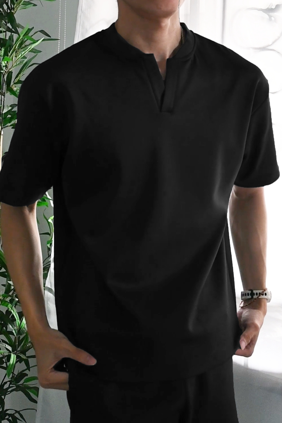 Nimbus Oversized V-Neck Shirt | Black